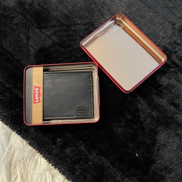 Levi's Other - Levi’s | Black Men’s Wallet